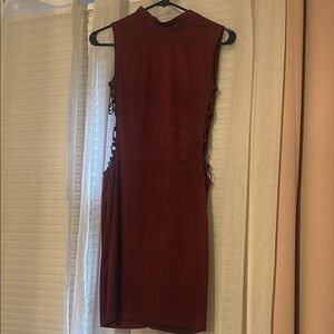 Elegant Burgundy Sleeveless Dress